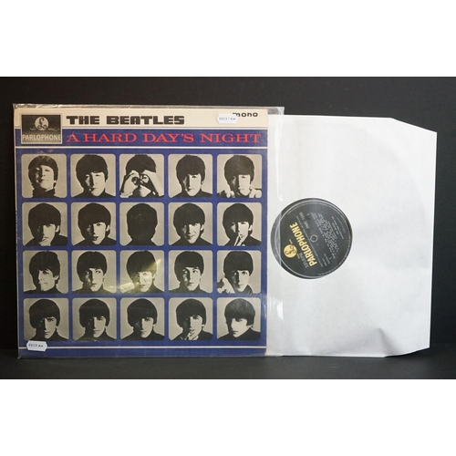 676 - Vinyl - 6 The Beatles LPs to include Please Please Me (PMC 1202) The Gramophone Co Ltd and Sold In U... 