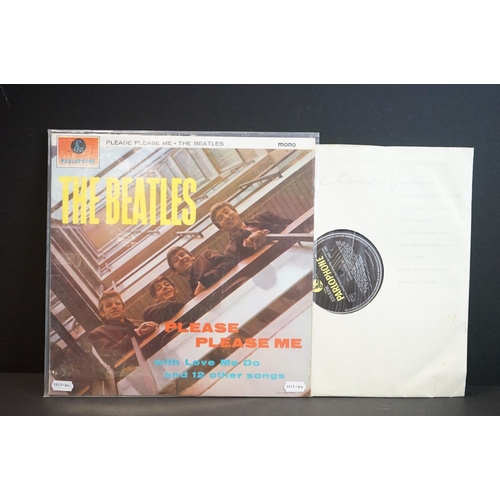 676 - Vinyl - 6 The Beatles LPs to include Please Please Me (PMC 1202) The Gramophone Co Ltd and Sold In U... 