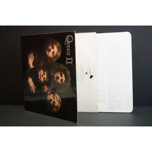 689 - Vinyl - 7 Queen LPs to include Jazz, Queen II, A Night At The Opera, Self Titled, Greatest Hits, The... 