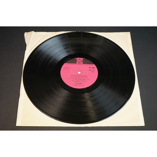 705 - Vinyl - The Kinks original press albums to include Percy (Pye stereo press NSPL 18365) fully laminat... 