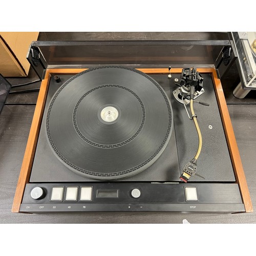 857 - Music Equipment - Thorens TD 126 MK III turntable, along with a SME Series III Arm with Shure V15 Ty... 