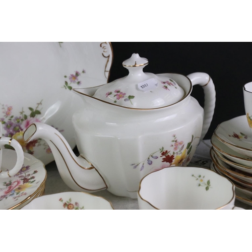 57 - Royal Crown Derby ' Derby Posies ' pattern tea set to include a teapot & cover, 8 teacups, 7 saucers... 