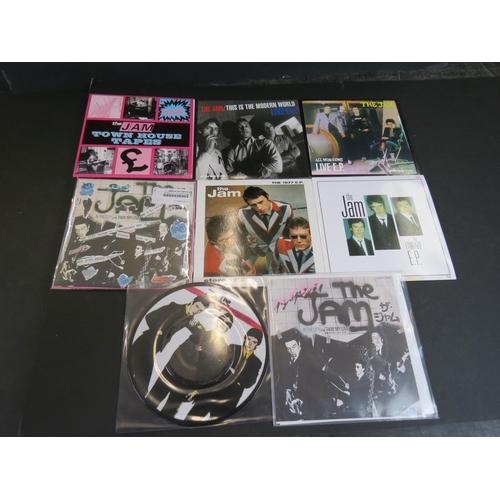 769 - Vinyl - The Jam - 8 rare Private Fan pressings singles and EP’s, including: In The City (Japanese Re... 