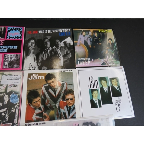 769 - Vinyl - The Jam - 8 rare Private Fan pressings singles and EP’s, including: In The City (Japanese Re... 