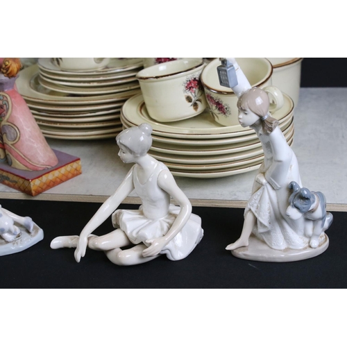 41 - Large quantity of mixed ceramics to include a Chodziez of Poland mid 20th century iridescent lustre ... 