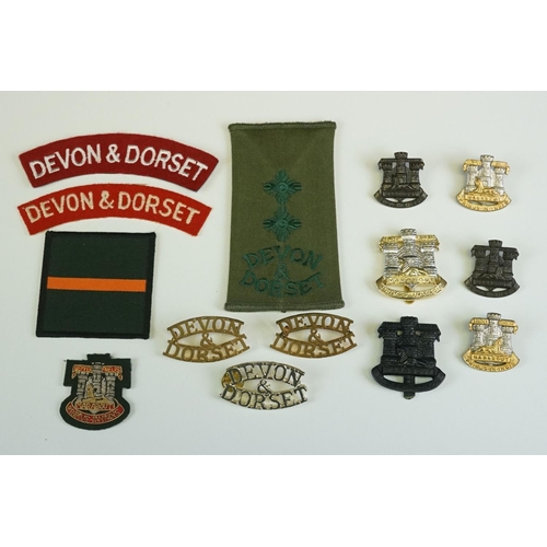 14 - A Collection Of Fourteen British Military The Devon & Dorset Regiment Badges To Include Shoulder Tit... 