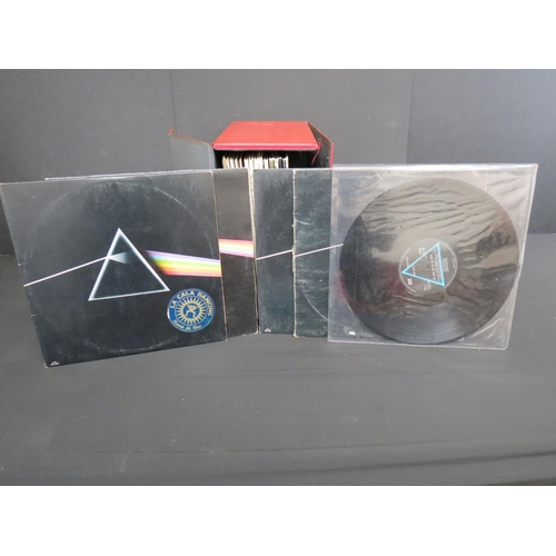 140 - Vinyl - 20 Pink Floyd LPs including considerable duplication featuring Dark Side Of The Moon, Relics... 