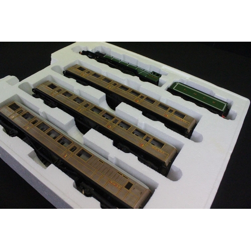 16 - Two boxed Hornby OO gauge electric train sets to include R1024 Queen of Scots with Golden Plover loc... 