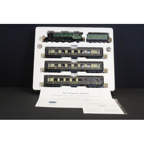 19 - Boxed ltd edn Hornby OO gauge R2168 The Yorkshire Pullman Train Pack complete with St Simon locomoti... 