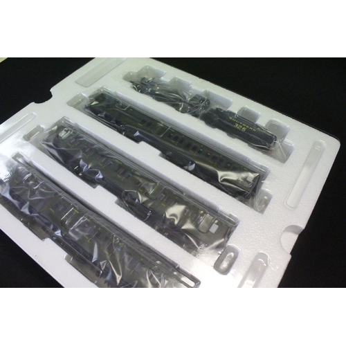 25 - Boxed ltd edn Hornby OO gauge R3302 1940 Return From Dunkirk Train Pack, complete