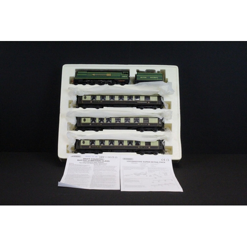 31 - Boxed Hornby OO gauge R2369 The Golden Arrow Train Pack, complete, box tatty with 'Spud Murphy' writ... 