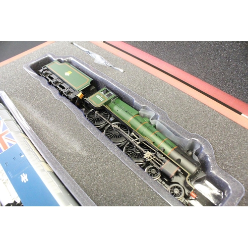 35 - Bachmann Europe Plc OO gauge 25 Years 1989-2014 Presentation set containing BR 4-6-0 45552 locomotiv... 
