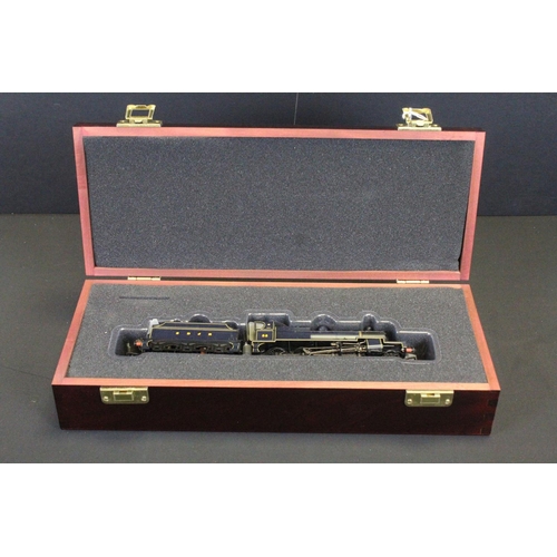 38 - Boxed Bachmann OO gauge 2-8-0 SDJR 88 locomotive contained within wooden presentation box