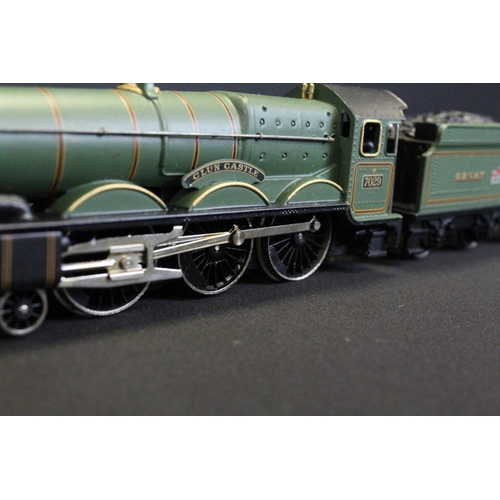 58 - Two boxed Wrenn OO gauge locomotives to include W2226 4-6-2 London City BR and W2247 4-6-0 Clun Cast... 