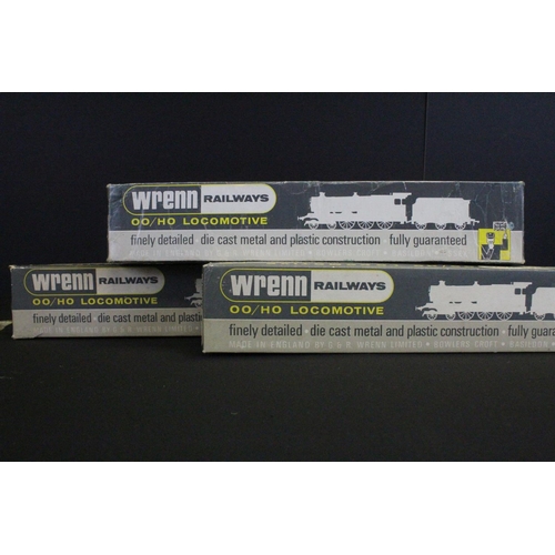 62 - Three Wrenn OO gauge Castle Class locomotives in unassociated Wrenn boxes to include Clun Castle, Go... 