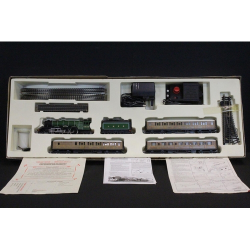 47 - Two boxed Hornby OO gauge etrain sets to include R837 Silver Jubilee with Silver Link locomotive, ro... 