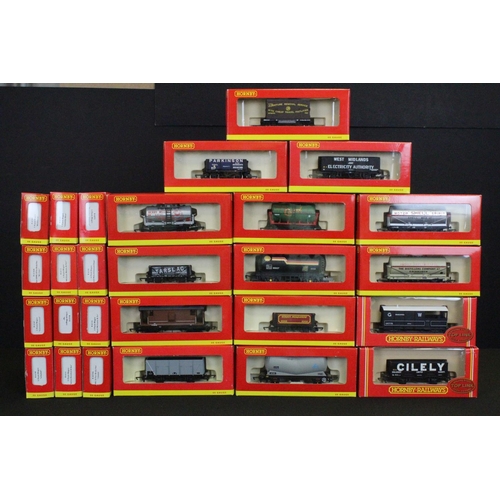 68 - 29 Boxed OO gauge items of rolling stock to include 27 x Hornby & 2 x Dapol, features Hornby R6165, ... 