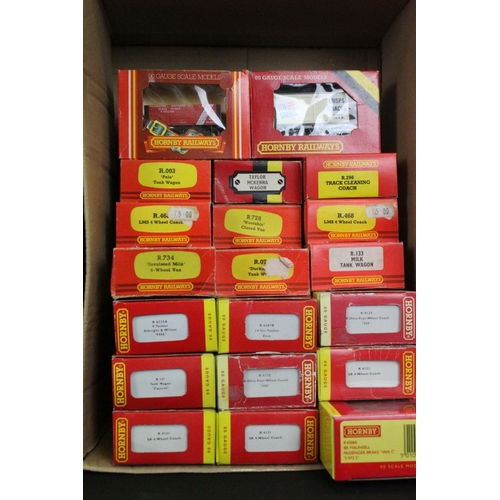 70 - 43 Boxed OO gauge items of rolling stock to include 38 x Hornby, 4 x Bachmann and 1 x Palitoy Mainli... 