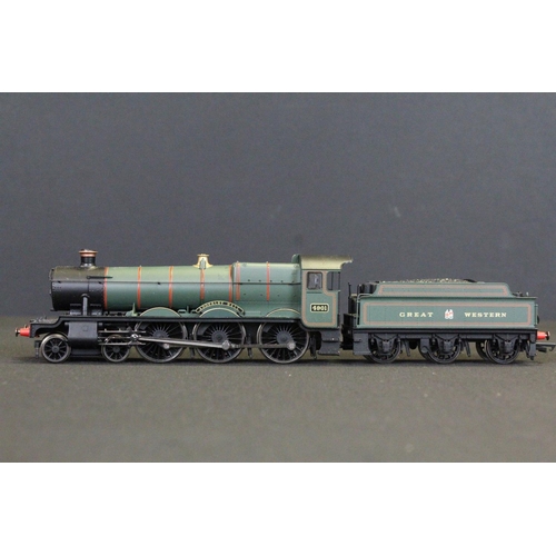 84 - Three Hornby OO gauge locomotives to include Adderley Hall 4-6-0 4901, 2-8-0 GWR 4261 and Smokey Joe... 