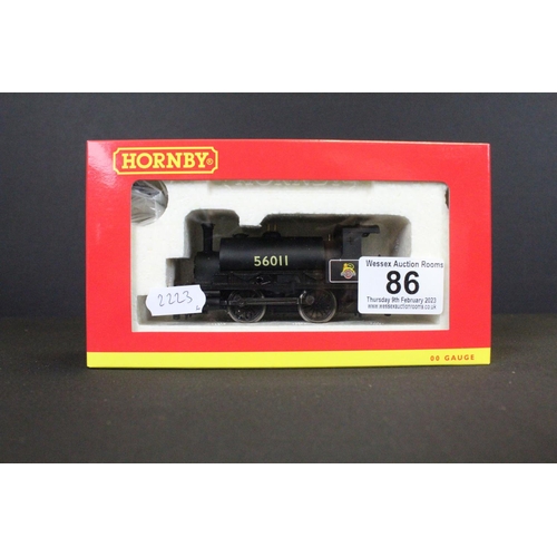 86 - Six boxed Hornby OO gauge locomotives to include R3292 BR Black 0-4-0 Collector Club Loco 2014, R259... 