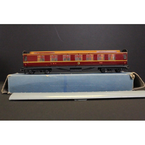 92 - Quantity of boxed & unboxed Hornby Dublo model railway to include boxed EDL2 Duchess of Atholl locom... 