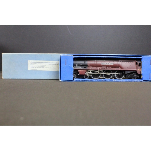 92 - Quantity of boxed & unboxed Hornby Dublo model railway to include boxed EDL2 Duchess of Atholl locom... 