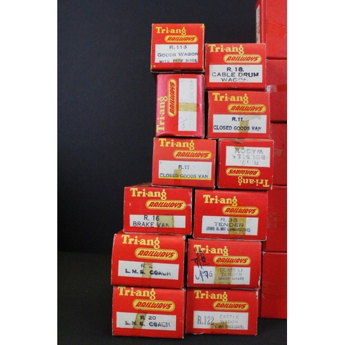 96 - Around 40 boxed Triang OO gauge items of rolling stock to include R214, R227, R158, R28, R11, R18 et... 