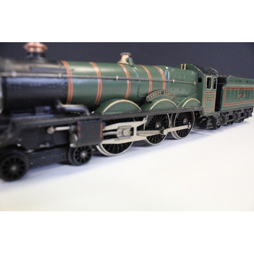 105A - Two Wrenn OO gauge locomotives to include The South Wales Borderers and Cardiff Castle