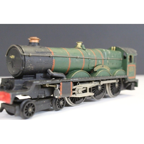 107 - Four Hornby Dublo locomotives to include 2225 LMR 2-8-0 8F in reproduction box, Cardiff Castle, Mall... 