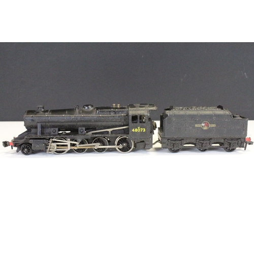 107 - Four Hornby Dublo locomotives to include 2225 LMR 2-8-0 8F in reproduction box, Cardiff Castle, Mall... 