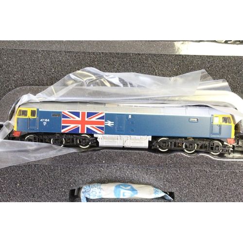 110 - Ltd edn Bachmann Europe Plc N gauge 25 Years 1989-2014 3702014 Silver Anniversary Presentation set c... 