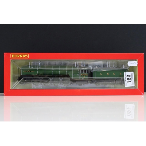 160 - Boxed Hornby OO gauge R3207 LNER 2-8-2 Class P2 Cock o' the North locomotive