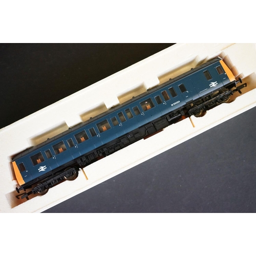 11 - Four boxed Hornby OO gauge engines / DMU to include R2866 Wessex Trains Class 153 DMU 153382, R2508 ... 