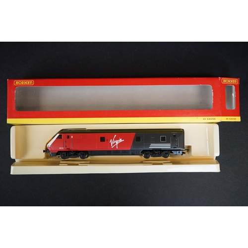 12 - Boxed Hornby OO gauge R2677 Virgin Railways Class 47 locomotive plus a boxed Hornby R4147B Virgin Tr... 