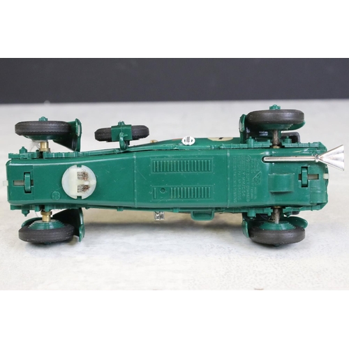 1356 - Boxed Triang Scalextric Vintage Car Racing MM / C64 Bentley in green with driver slot car, appears i... 