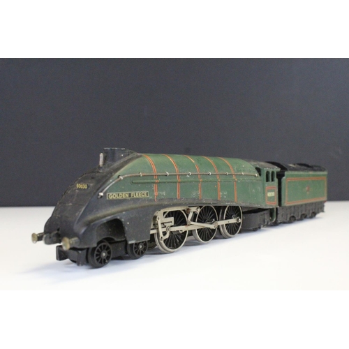 125 - Six Hornby Dublo locomotives to include 2 x Cardiff Castle, Mallard, Bristol Castle, Golden Fleece &... 