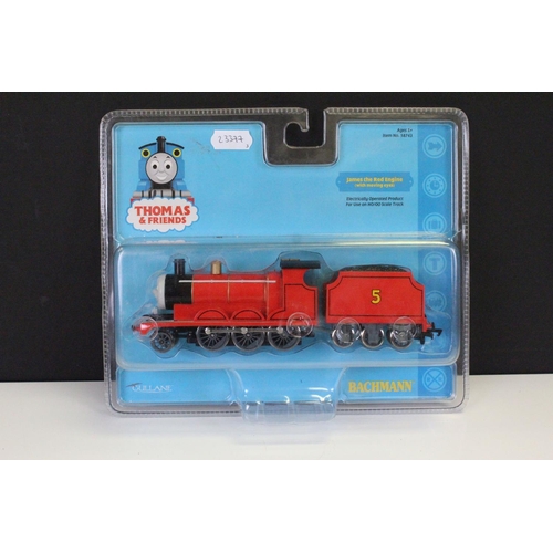 138 - Three boxed/carded Bachmann OO gauge Thomas & Friends locomotives to include 58743 James, 58802 Delu... 