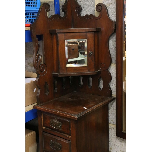 598 - Early 20th century Art Nouveau Mahogany Dressing Table, 123cm wide x 194cm high