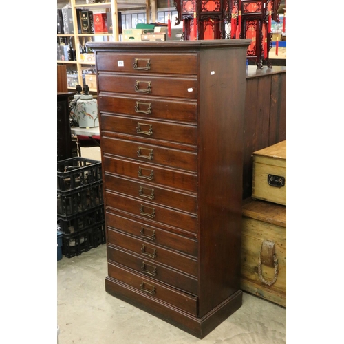 612 - Late 19th / Early 20th century Mahogany Collectors Chest of Twelve Drawers, one drawer still contain... 