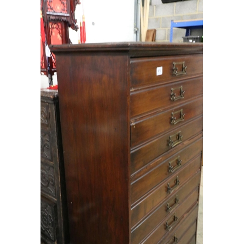 612 - Late 19th / Early 20th century Mahogany Collectors Chest of Twelve Drawers, one drawer still contain... 