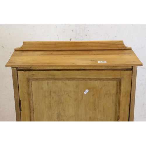 626 - Pine Cupboard with three shelves, 61cm wide x 121cm high