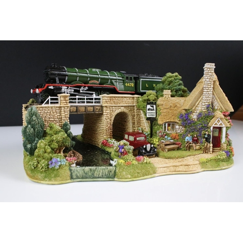 84 - Boxed Lilliput Lane ' The Flying Scotsman ' model (L2661), depicting The Flying Scotsman on the fly-... 