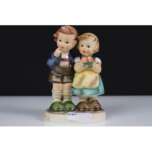 101 - 16 Goebel Hummel ceramic figures to include BH 25 Tender Loving Care, 377 Bashful, 220 We Congratula... 