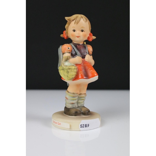 101 - 16 Goebel Hummel ceramic figures to include BH 25 Tender Loving Care, 377 Bashful, 220 We Congratula... 