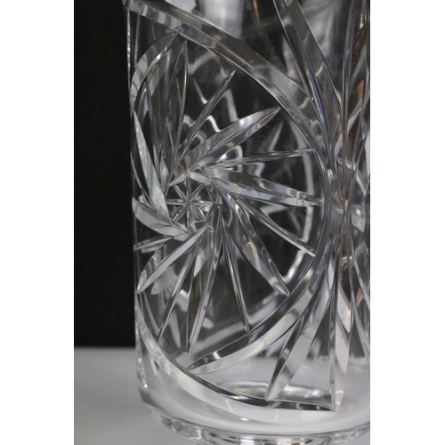 107 - Thomas Webb cut glass oil lamp, the shade of baluster form with star-cut design, raised on a star-cu... 