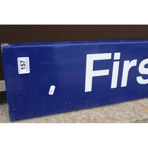 157 - British Railways ' First Class Lounge ' metal sign, with white lettering on a blue ground, measures ... 