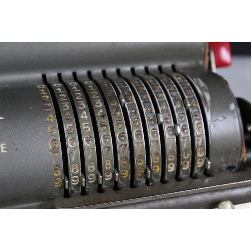 192 - A vintage Muldivo mechanical calculator with turned side handle