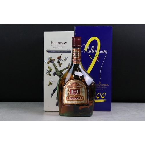 392 - A collection of three sealed bottles of Brandy to include E&J, Hennessy and Courvoisier.