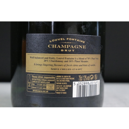 400 - A collection of four bottles of Champagne to include Moet & Chandon, Louis Daumont, Louvel Fontaine ... 