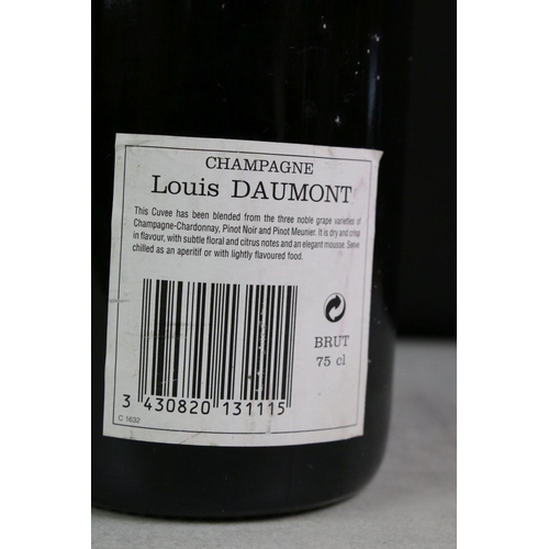 400 - A collection of four bottles of Champagne to include Moet & Chandon, Louis Daumont, Louvel Fontaine ... 